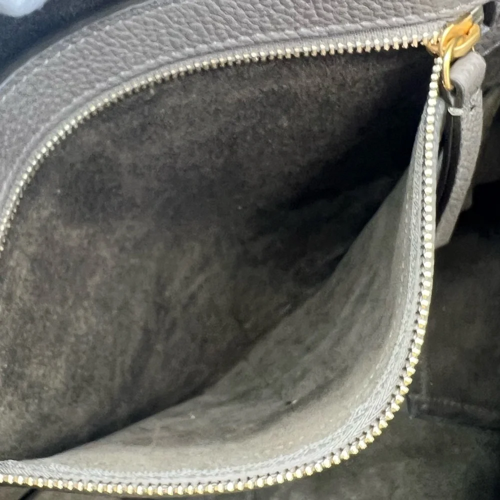 ❌SOLD❌Authentic Celine Phantom Cabas medium tote - Picture 16 of 16